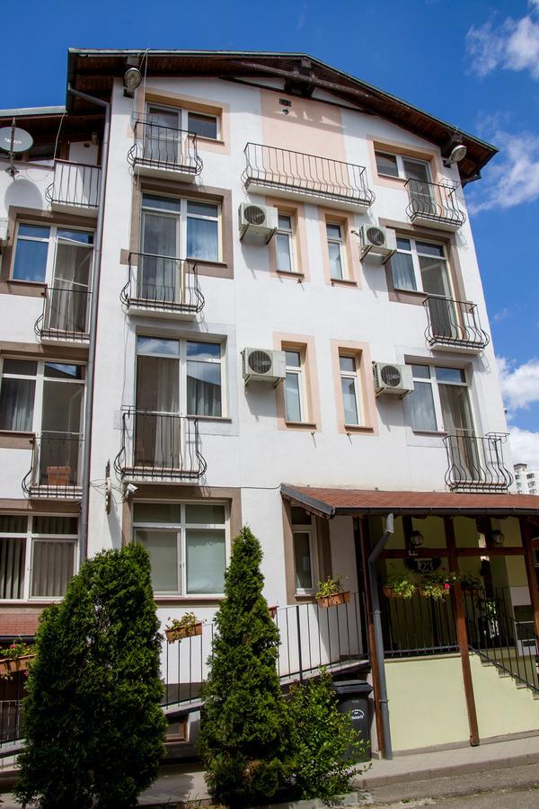 Hotel T23 Iasi Exterior photo